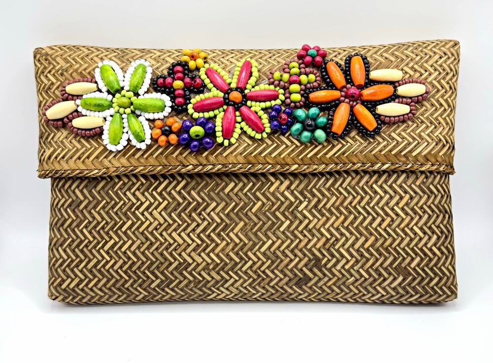 Vintage Handmade Woven Bamboo Straw Clutch Purse Multicolor Beaded Floral Boho